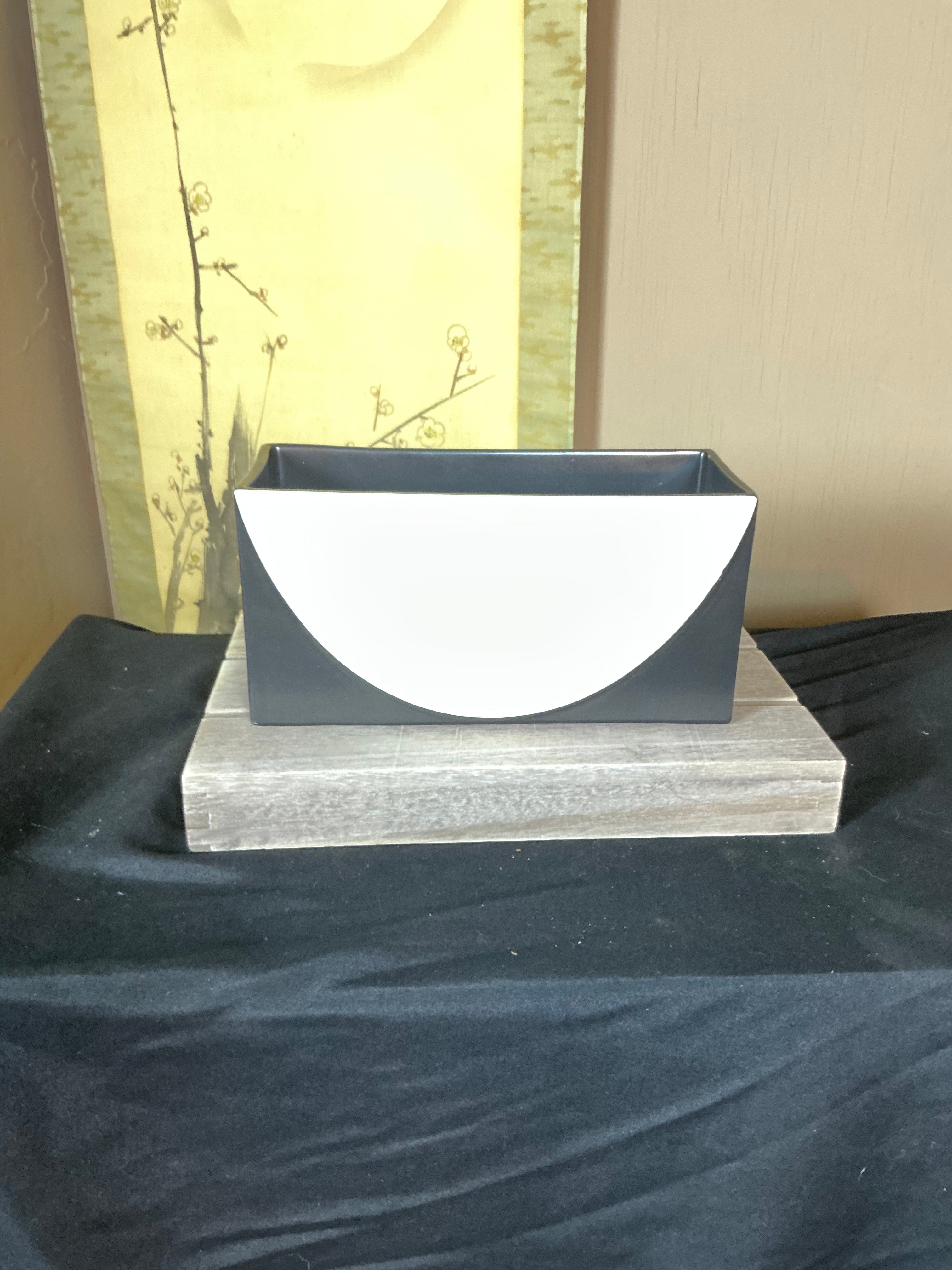 Ikenobo Vase